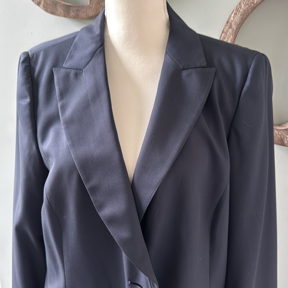 NWT Armani Collezioni Navy Women's Blazer size 16 - Picture 3 of 8